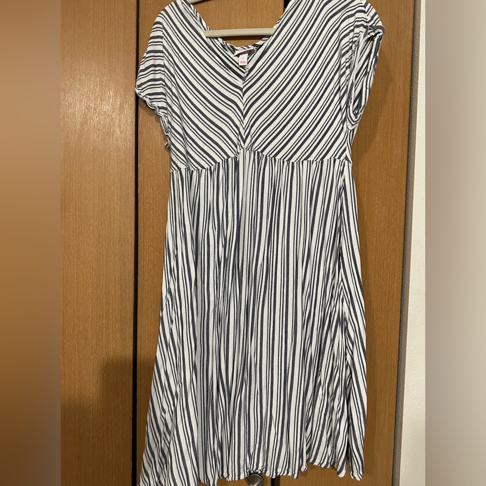 Ingrid & Isabel Target Maternity Dress size large